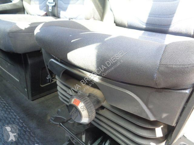 Veículo utilitário Iveco DAILY