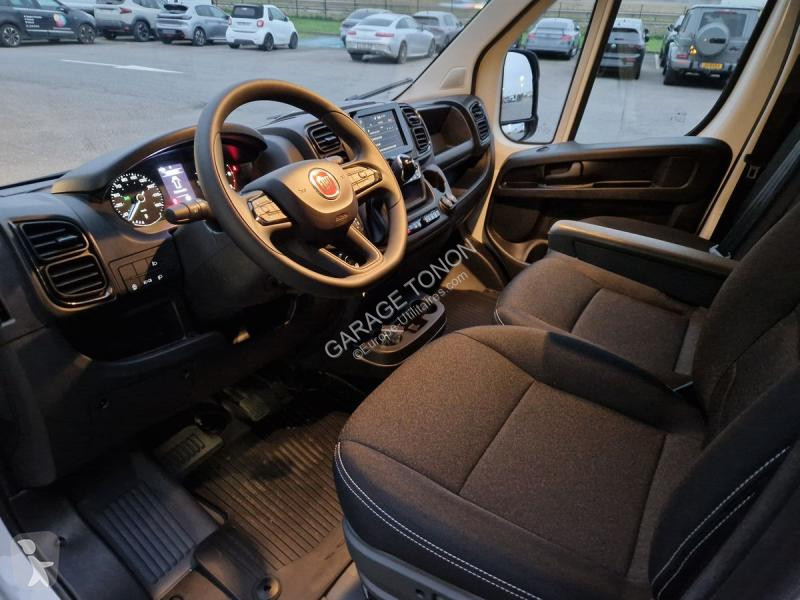 Véhicule utilitaire Fiat BVA CAISSE 30m3