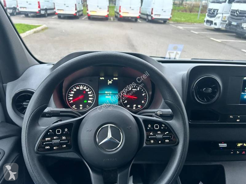 Véhicule utilitaire Mercedes