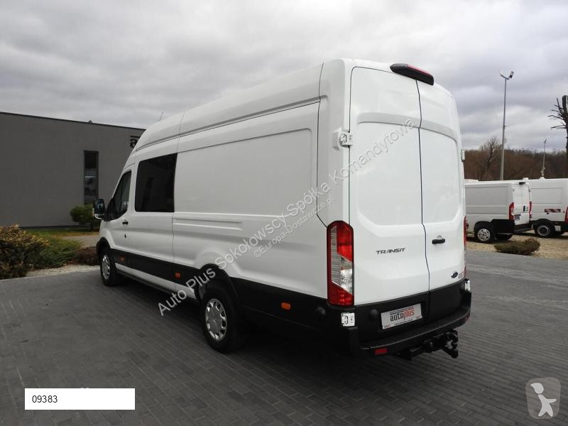Véhicule utilitaire Ford TRANSIT FURGON...