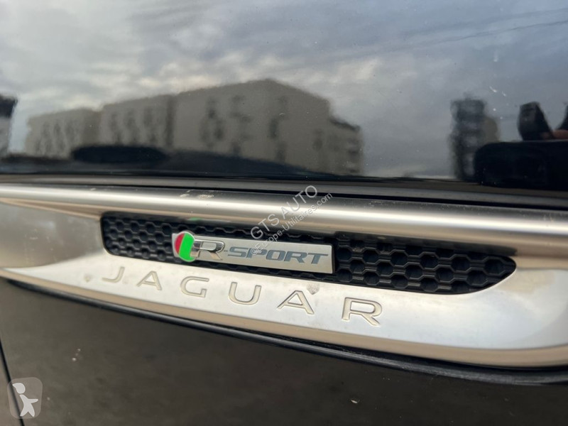 Véhicule utilitaire Jaguar F-PACE 2.0D 180CH...