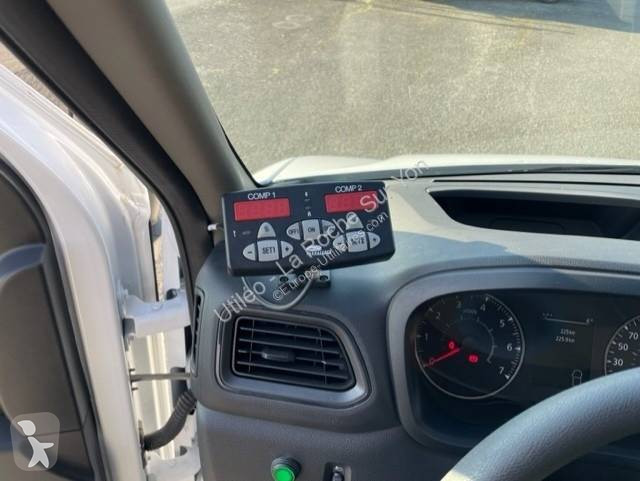 Furgoneta Nissan