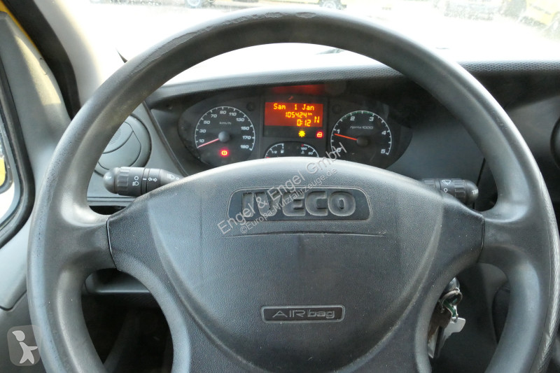 Veicolo commerciale Iveco Daily 35 S11 C30C...
