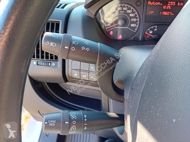 Autoutilitară Peugeot BOXER L3H2