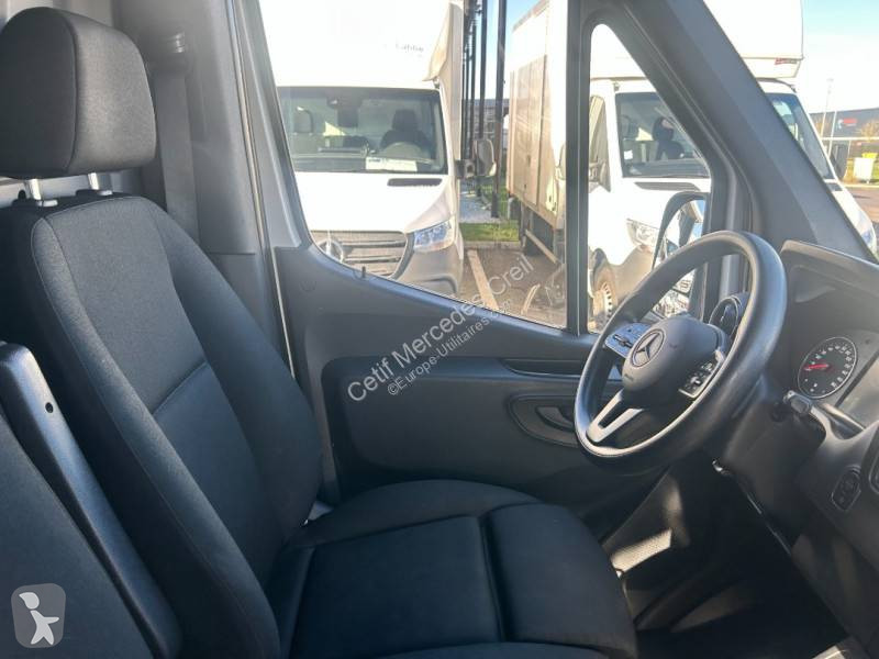 Véhicule utilitaire Mercedes