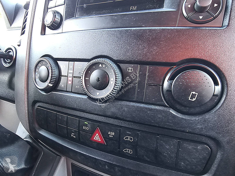 Užitkové vozidlo Mercedes 311 XXL AC AUTOMAAT EUR6