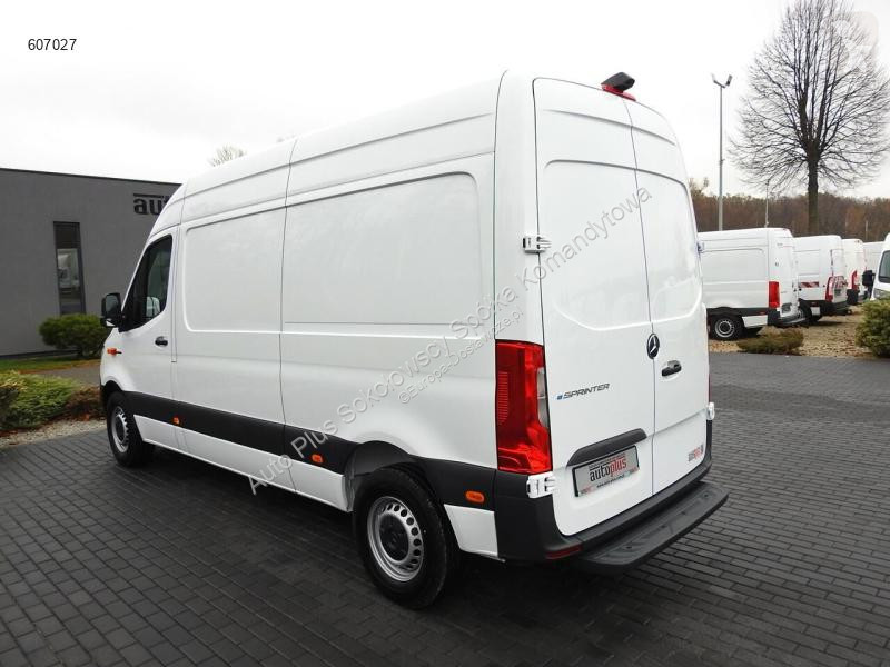 Véhicule utilitaire Mercedes ESPRINTER NOWY...