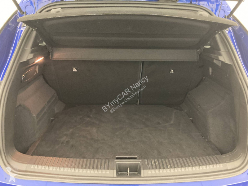 Veicolo commerciale Renault Austral mild hybrid...