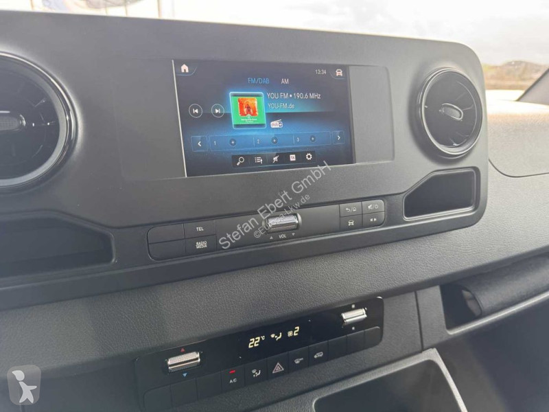 Véhicule utilitaire Mercedes 517 CDI 4325...