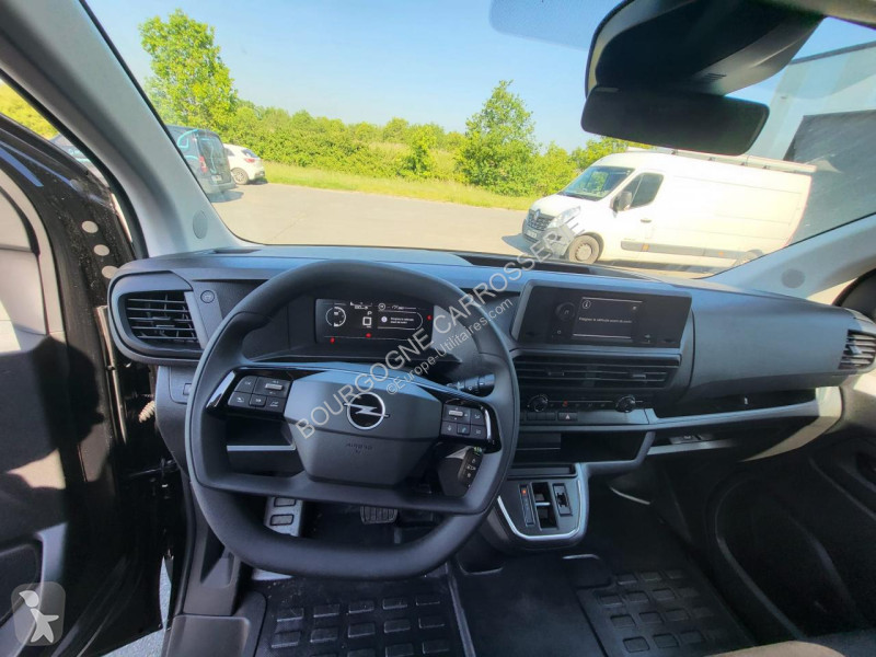 Véhicule utilitaire Opel VIVARO XL 2.0 BlueHDi...
