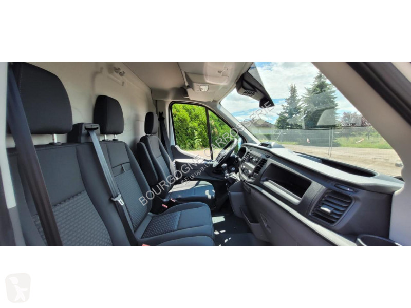 Véhicule utilitaire Ford TRANSIT 350 L3H2 2.0...