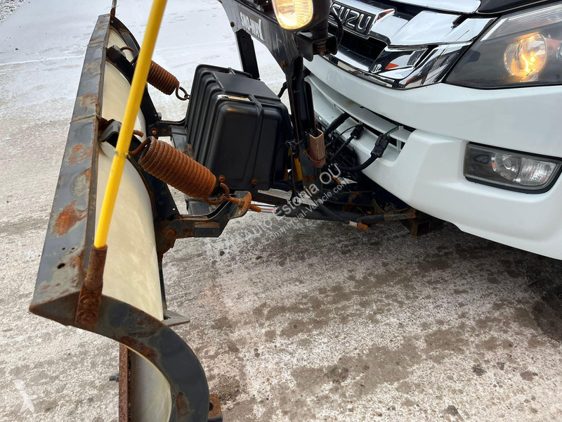 Nyttofordon Isuzu 4x4 SNOW PLOW & SPREADER D-max