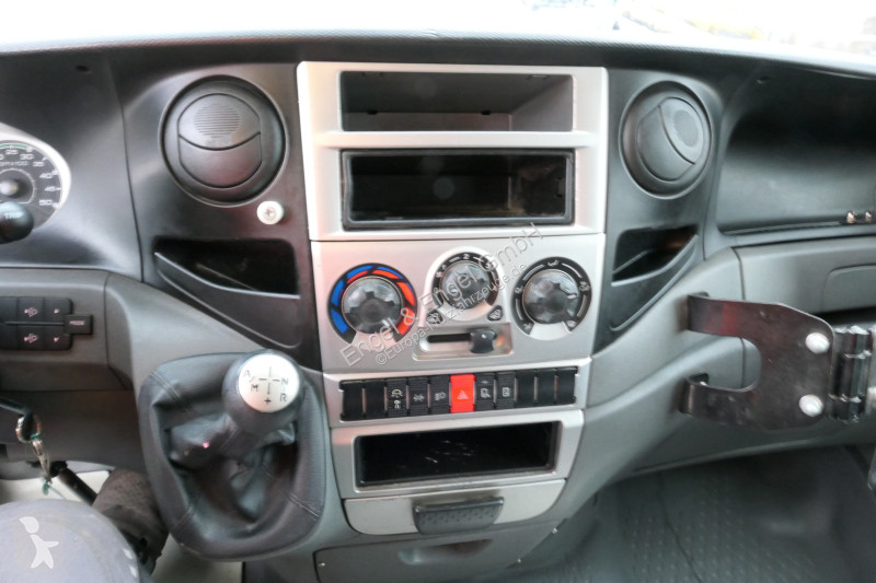 Furgoneta Iveco Daily 35 S11 C30C AUTOMATIK...