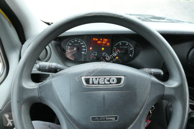 Užitkové vozidlo Iveco Daily 35 S11 C30C...