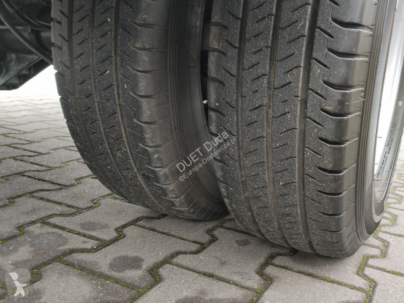 Furgoneta Iveco 70C18 V H