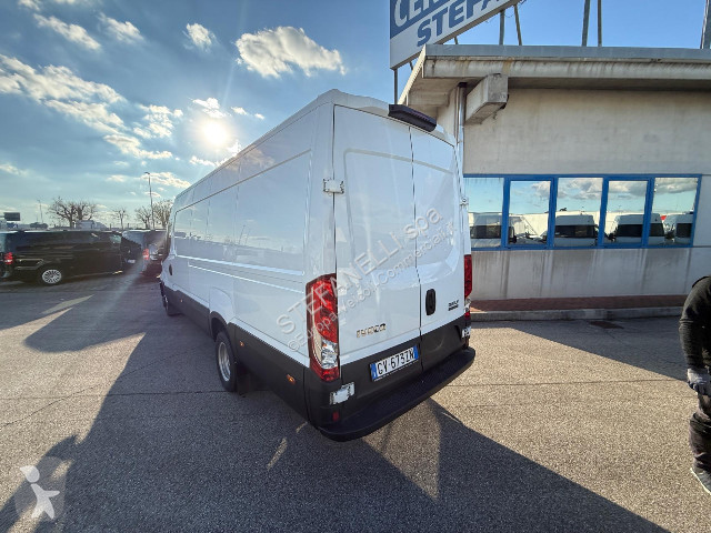 Veicolo commerciale Iveco DAILY 35C16A8 V