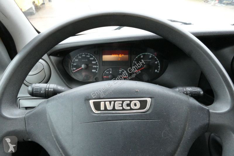Nyttofordon Iveco Daily 35 S11 C30C AUTOMATIK...