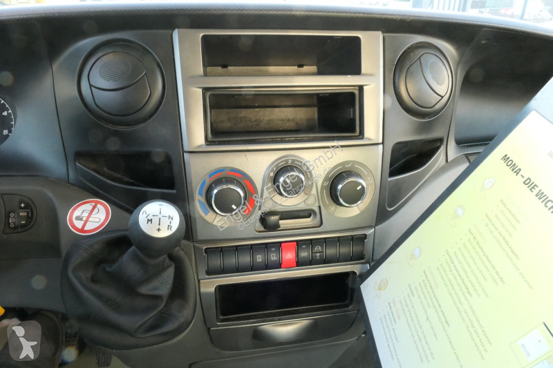 Veículo utilitário Iveco Daily 35 S11 C30C...