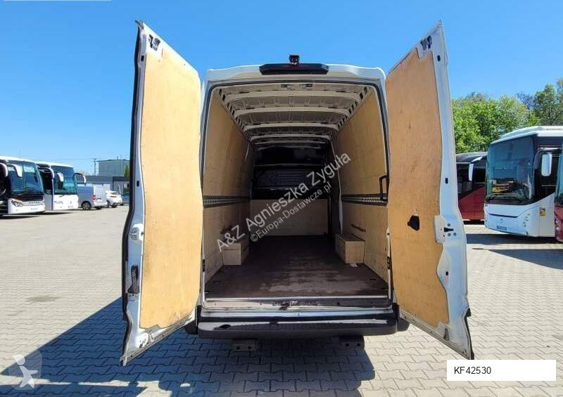 Veículo utilitário Iveco DAILY 35-140 /...