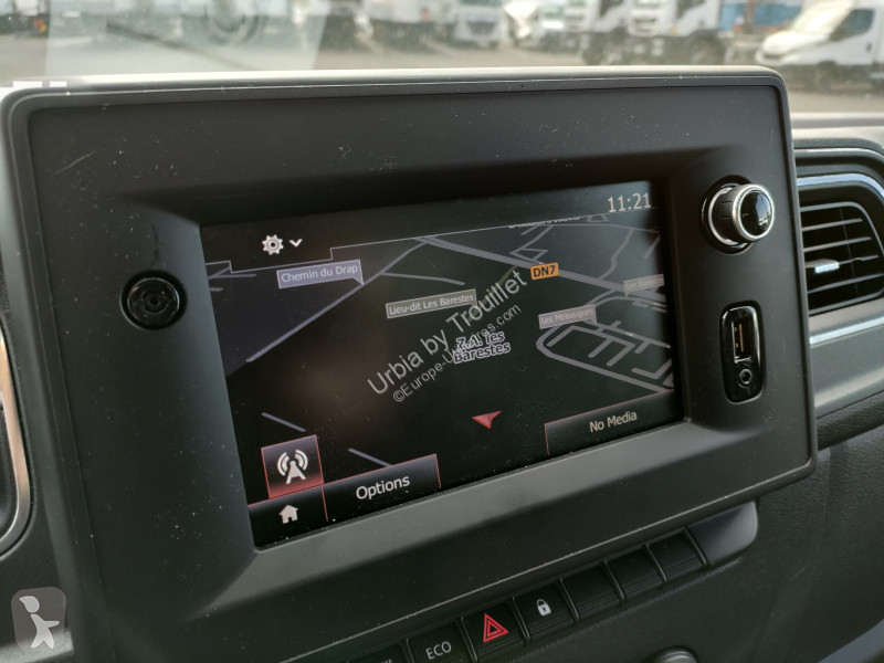 Véhicule utilitaire Renault FRIGO 12M3 165 CV...