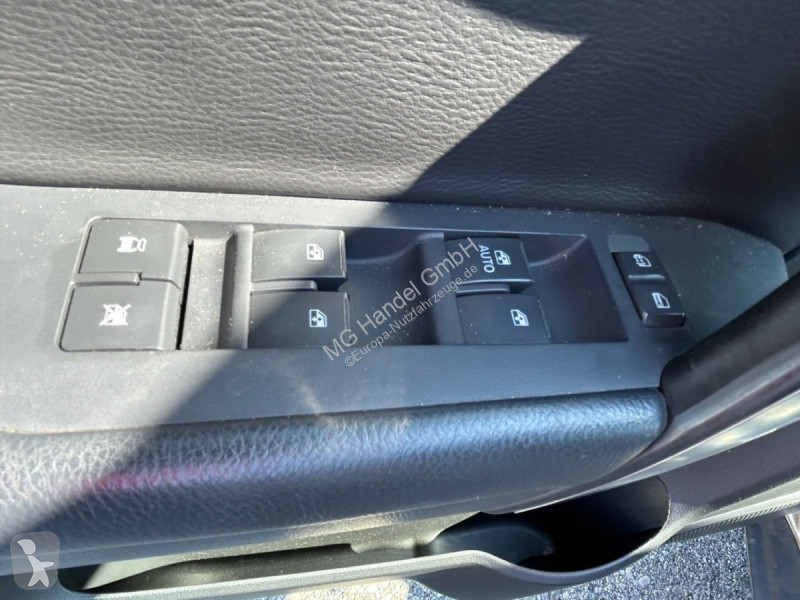 Autoutilitară Chevrolet Captiva 3,2 V6
