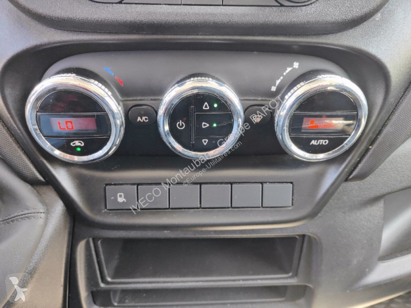 Užitkové vozidlo Iveco 35C16H3.0 empattement 4100