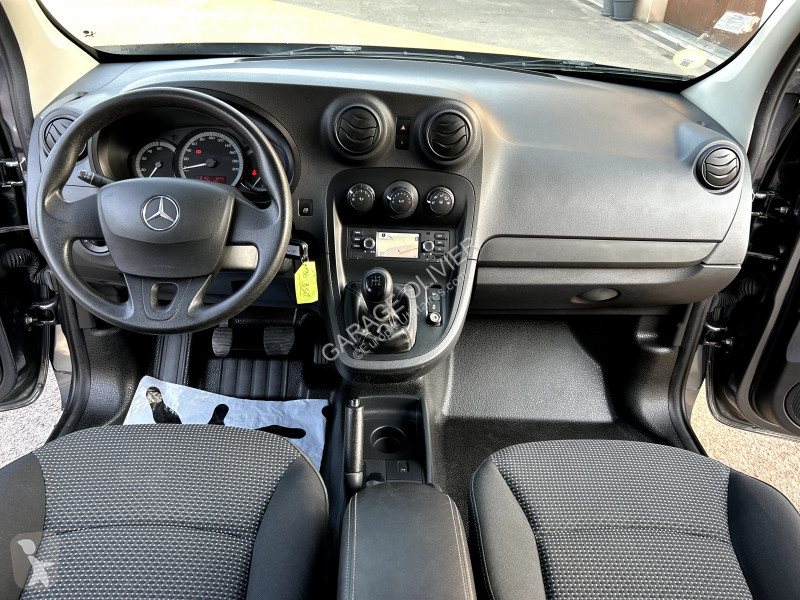 Véhicule utilitaire Mercedes Mixto Extra Long...