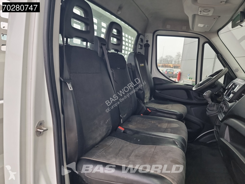 Autoutilitară Iveco 35C18 Open Laadbak 3.0L...