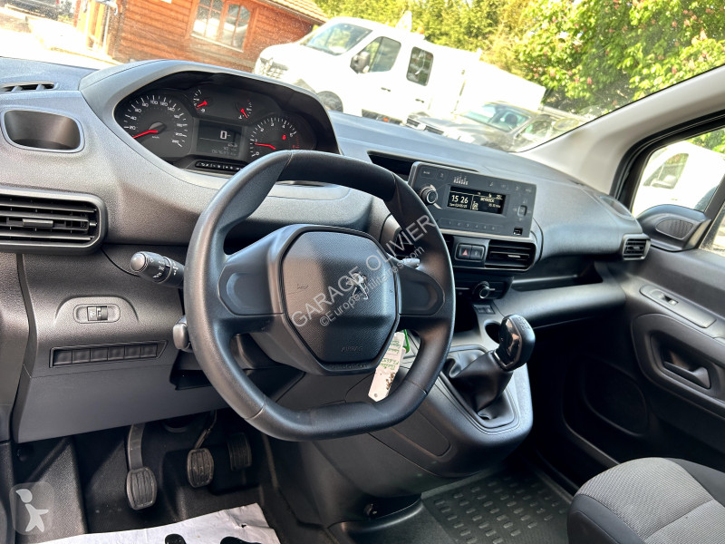 Peugeot Standard 650KG 1.5 Bluehdi Premium BVM5...