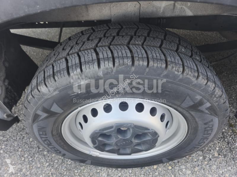 Užitkové vozidlo Iveco  DAILY 35S16V 12M3