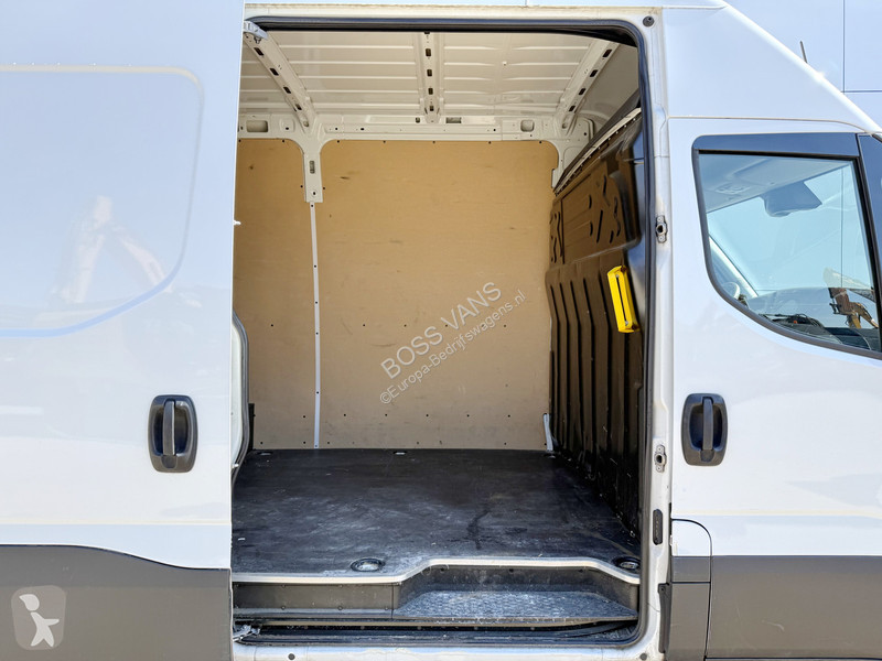 Nyttofordon Iveco 35S14 L2H2 Airco Cruise...