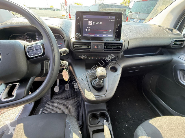 Autoutilitară Fiat Doblo Combi N1 1.5 bluehdi...