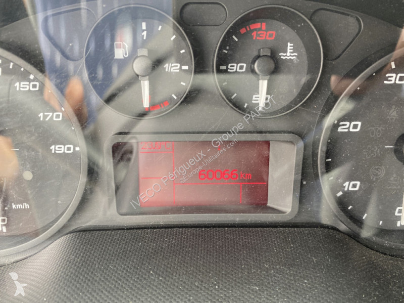 Veicolo commerciale Iveco 35C16H3.0 Empattement...