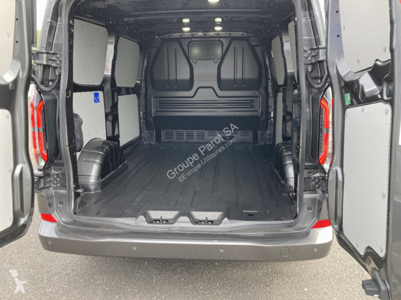 Furgoneta Ford 320 L1H1 Electrique 160 kW 218ch...