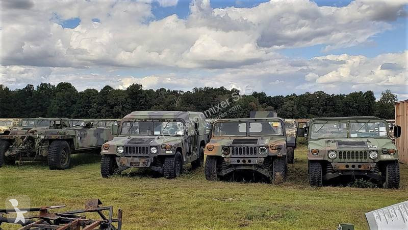 Véhicule utilitaire Hummer