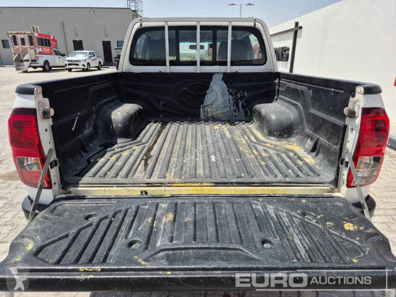 Véhicule utilitaire Toyota Hilux