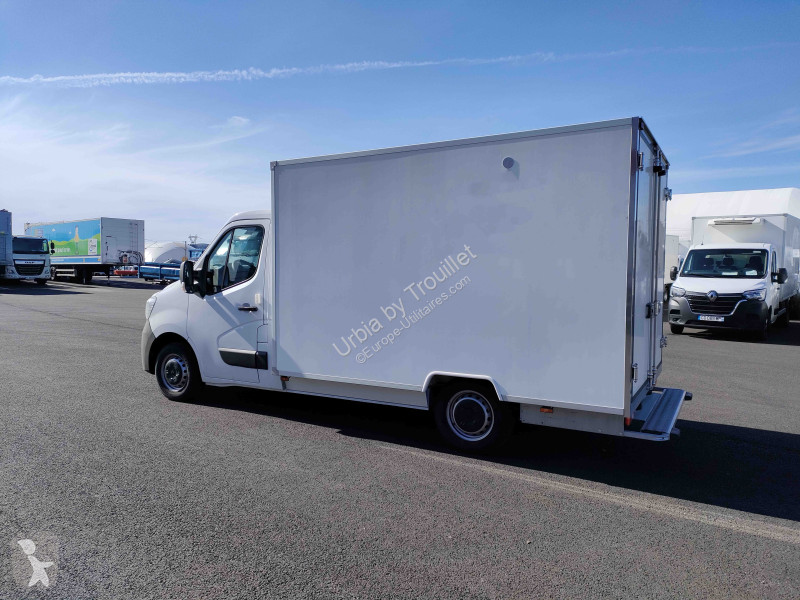 Véhicule utilitaire Renault FRIGO 12M3 145 CV...