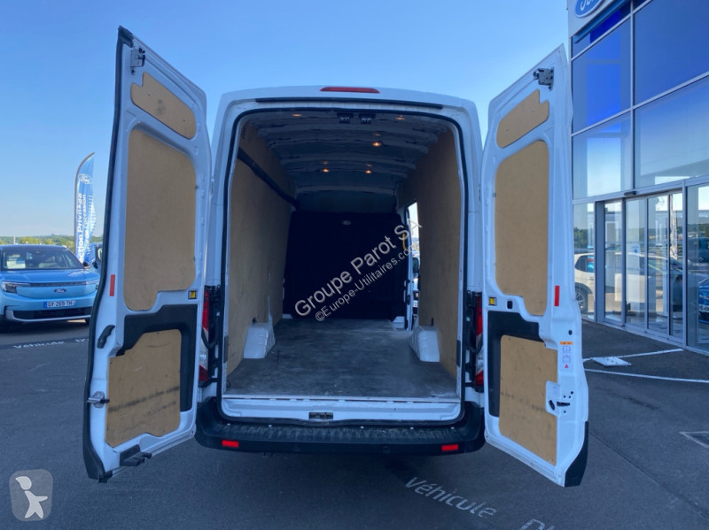 Véhicule utilitaire Ford P350 L4H3 2.0 EcoBlue...