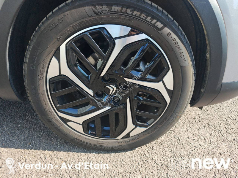 Veicolo commerciale Citroën C4 X PureTech 130...