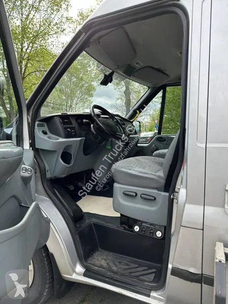 Furgoneta Ford 2.5 TDI KA Hoch HEGLA GLAS...