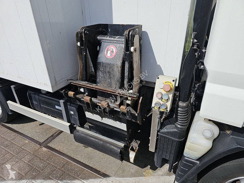 Véhicule utilitaire Fuso 3C15 MOTOR KAPOT kipper