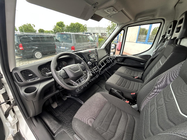 Veicolo commerciale Iveco DAILY 35S14 V