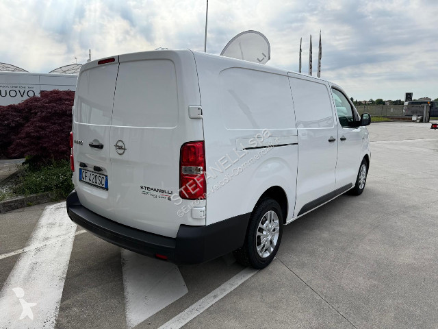Autoutilitară Opel VIVARO 2.0 120