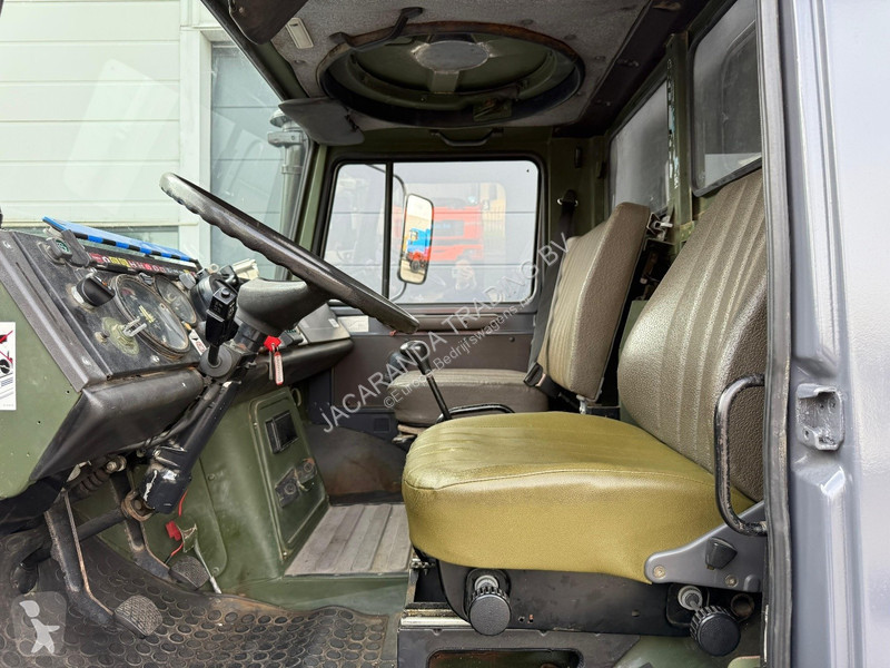 Véhicule utilitaire Unimog - EX ARMY - 4x4 435...