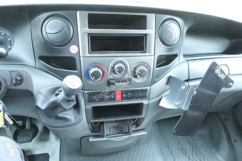 Nyttofordon Iveco Daily 35 S11 C30C AUTOMATIK...