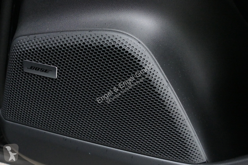 Véhicule utilitaire Porsche Macan 4 Electric -...