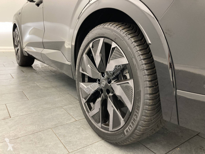 Autoutilitară Renault Rafale E-Tech 4x4 300