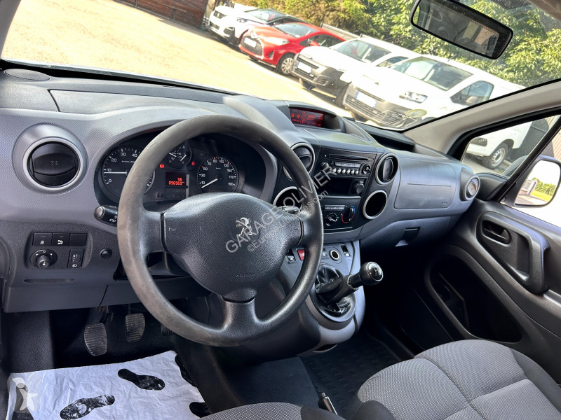 Peugeot Standard 1.6 Bluehdi 100 Premium van
