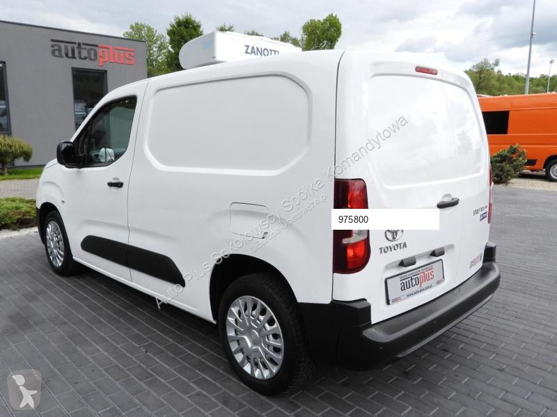 Užitkové vozidlo Toyota CITY  FURGON CHŁODNIA...