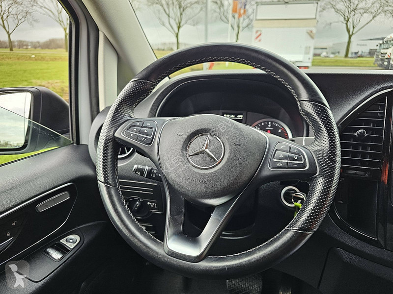 Véhicule utilitaire Mercedes 114 L2H1 Automaat...